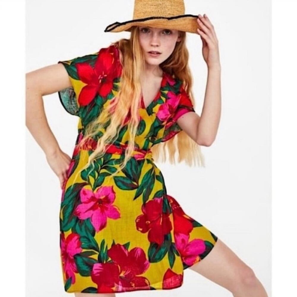 Zara Vibrant Chartreuse Hibiscus Floral Linen Mini Dress, Size XS